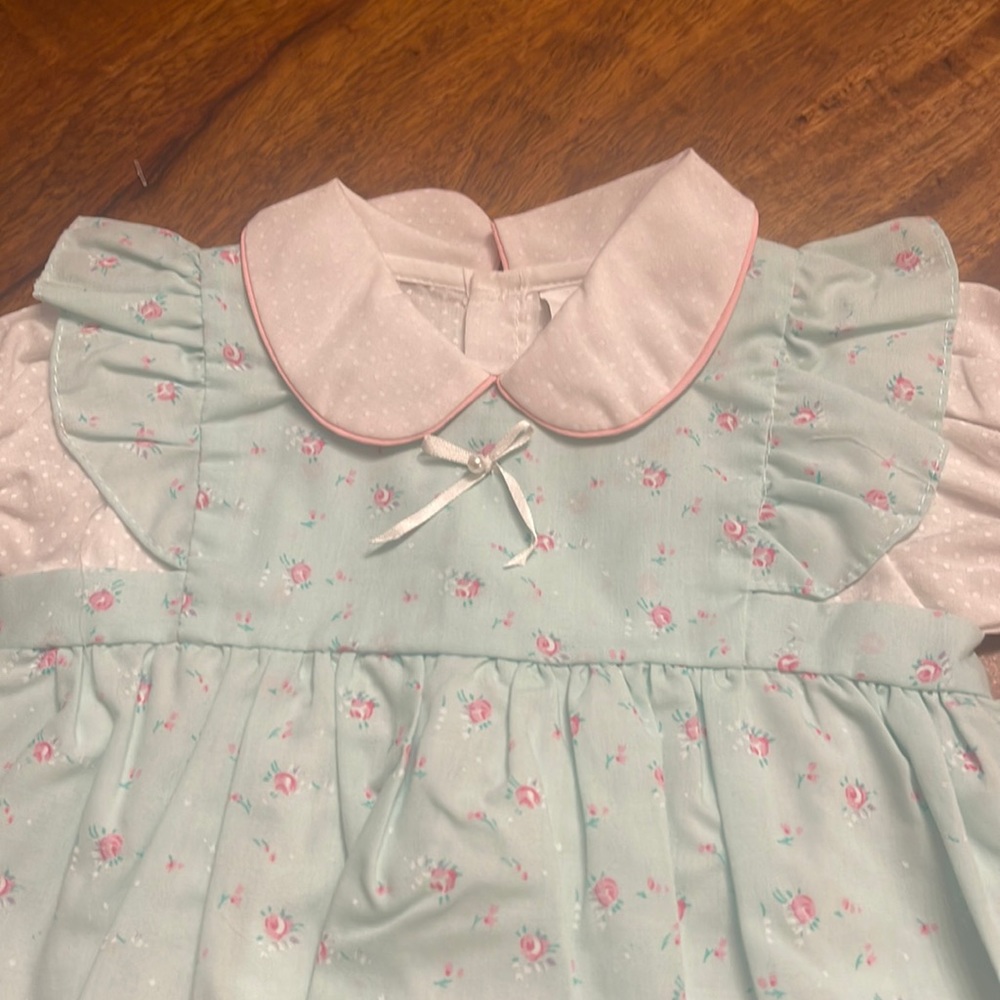 Vintage rose embellished dress, size 3-6months, EUC.